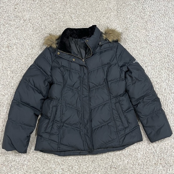 Tommy Hilfiger Women’s Size XL Winter Jacket - Picture 6 of 9